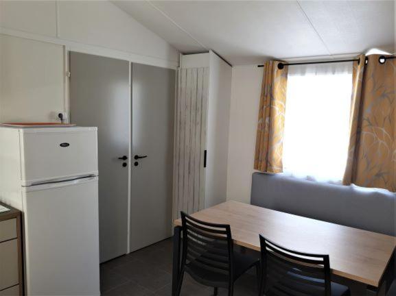 Camping De Brouel Ambon Εξωτερικό φωτογραφία