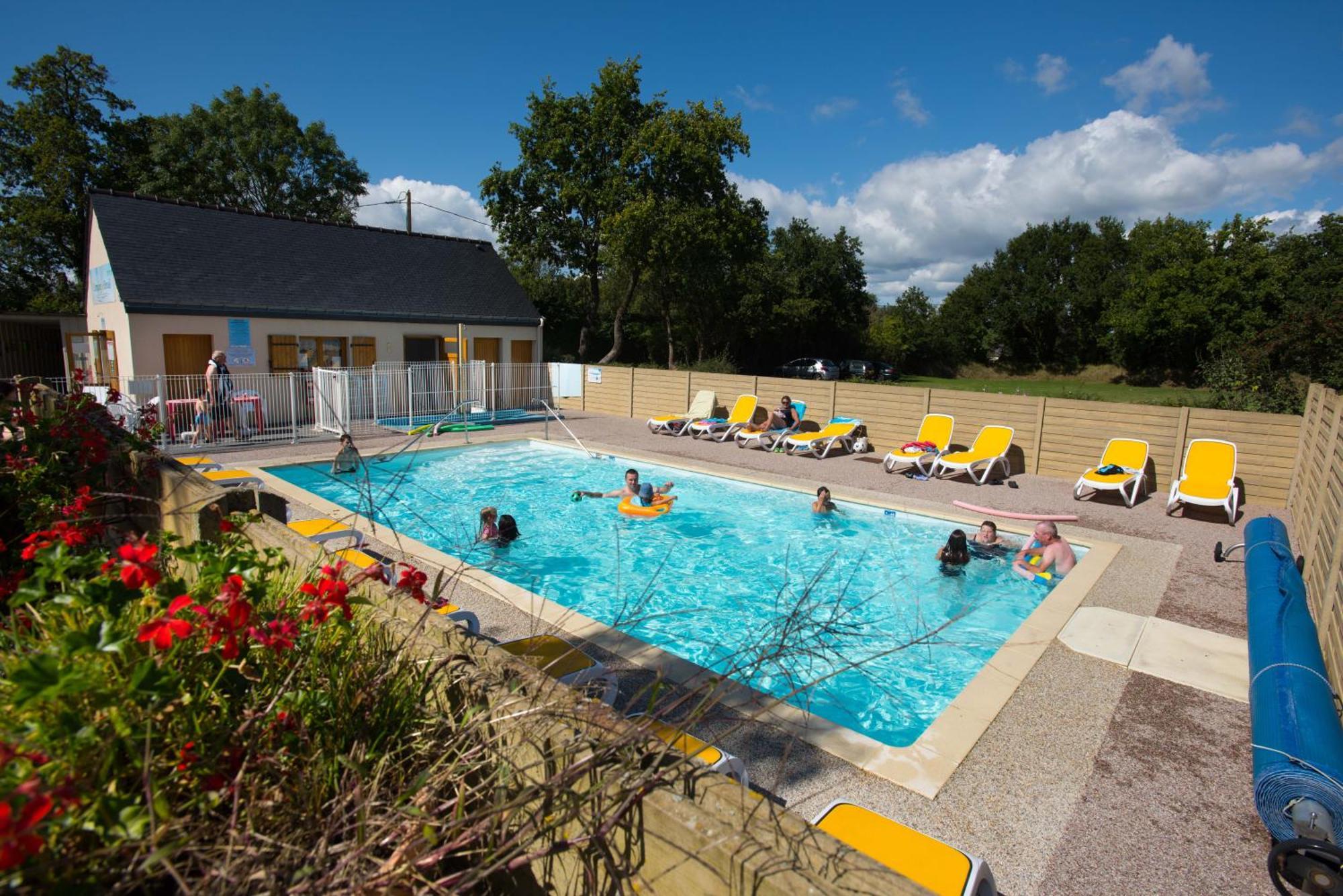 Camping De Brouel Ambon Εξωτερικό φωτογραφία